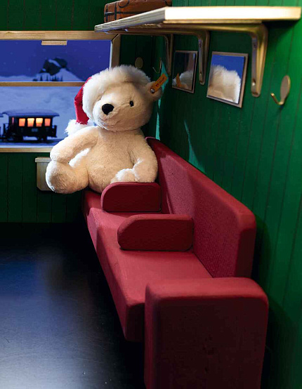 Різдвяний Білий Ведмідь Rico, 25 см