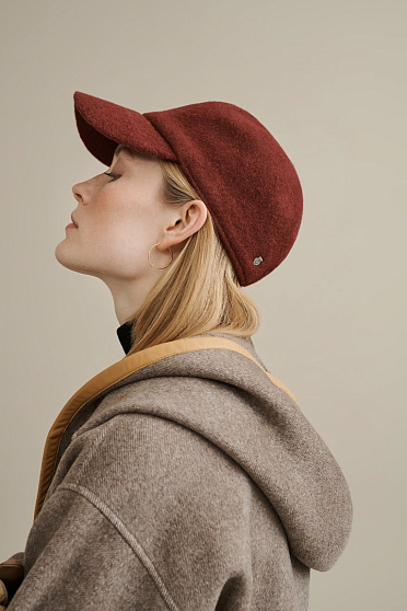 Капелюх, Bel Air