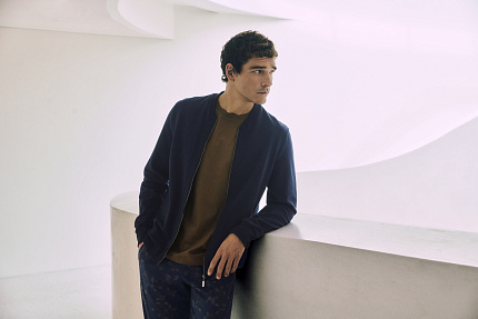 Костюм, Natural Living